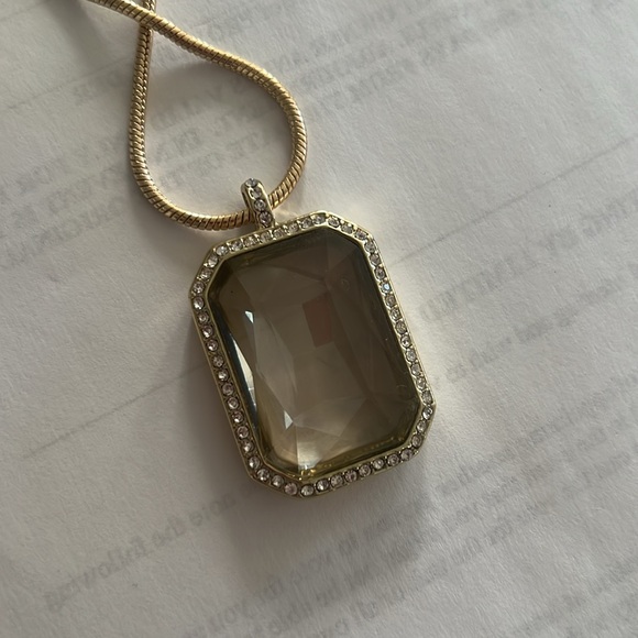 Gold and taupe crystal pendant with bolo adjustable chain - Picture 4 of 4